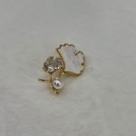 Brooch